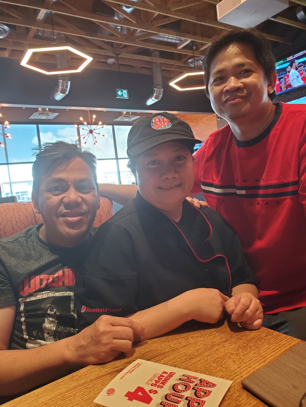 Boston Pizza | 3795 Chuka Blvd #10, Regina, SK S4V 3P7, Canada | Phone: (306) 543-3555
