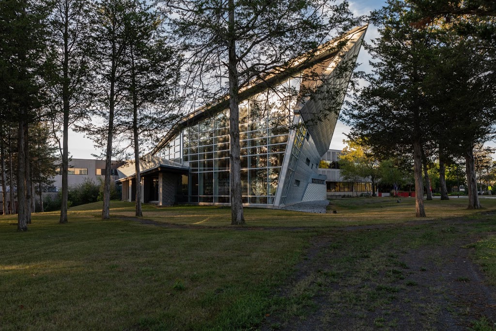 Loyalist College | 376 Wallbridge Loyalist Rd, Belleville, ON K8N 5B9, Canada | Phone: (613) 969-1913