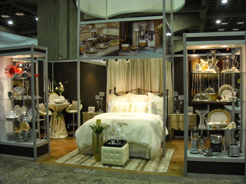 Linen Chest | 2305 Chemin Rockland, Mont-Royal, QC H3P 3E9, Canada | Phone: (514) 341-7810