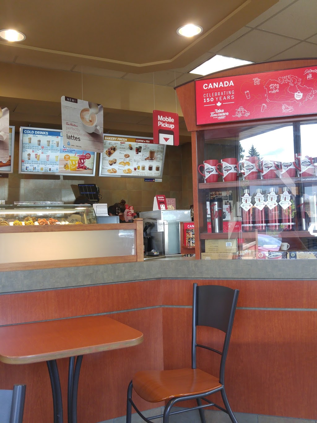 Tim Hortons | 498 Ontario St, St. Catharines, ON L2N 4N1, Canada | Phone: (905) 937-7070