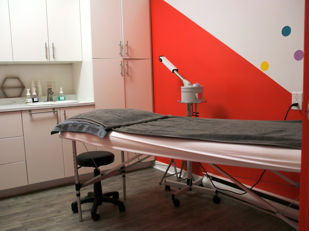 Tiber River Naturals | 408 Academy Rd, Winnipeg, MB R3N 0B9, Canada | Phone: (204) 474-2333