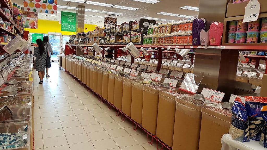 Bulk Barn | 11005 Yonge St, Richmond Hill, ON L4C 0K7, Canada | Phone: (905) 770-0330