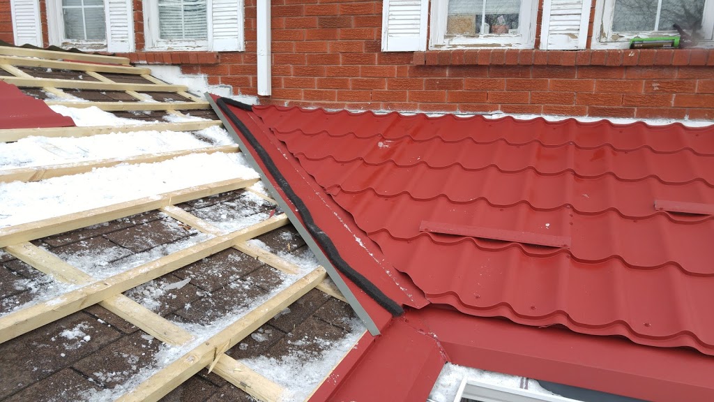 Top Metal Roofs Toronto | 50 Cordova Ave, Etobicoke, ON M9A 4X6, Canada | Phone: (647) 470-7161