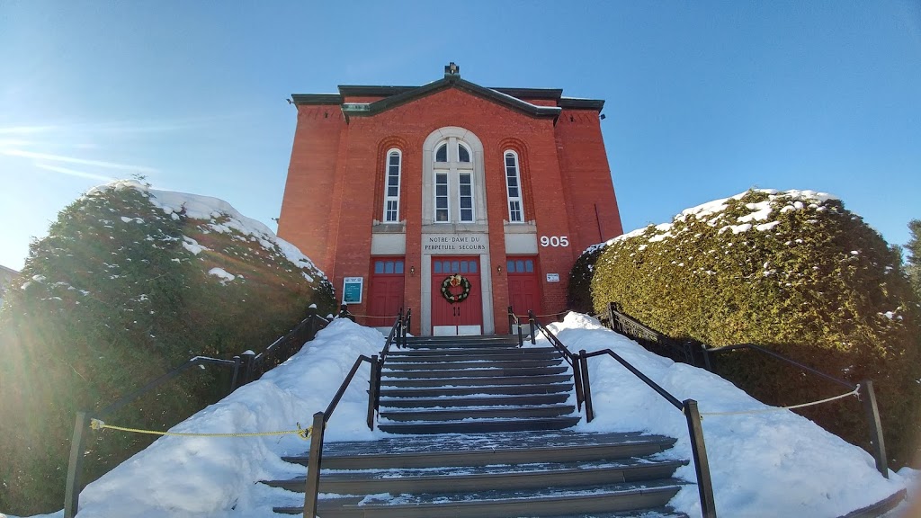 Église Notre-Dame-du-Perpétuel-Secours | church | 905 Rue de lOntario, Sherbrooke, QC J1J 3V8, Canada | 8195622677 OR +1 819-562-2677