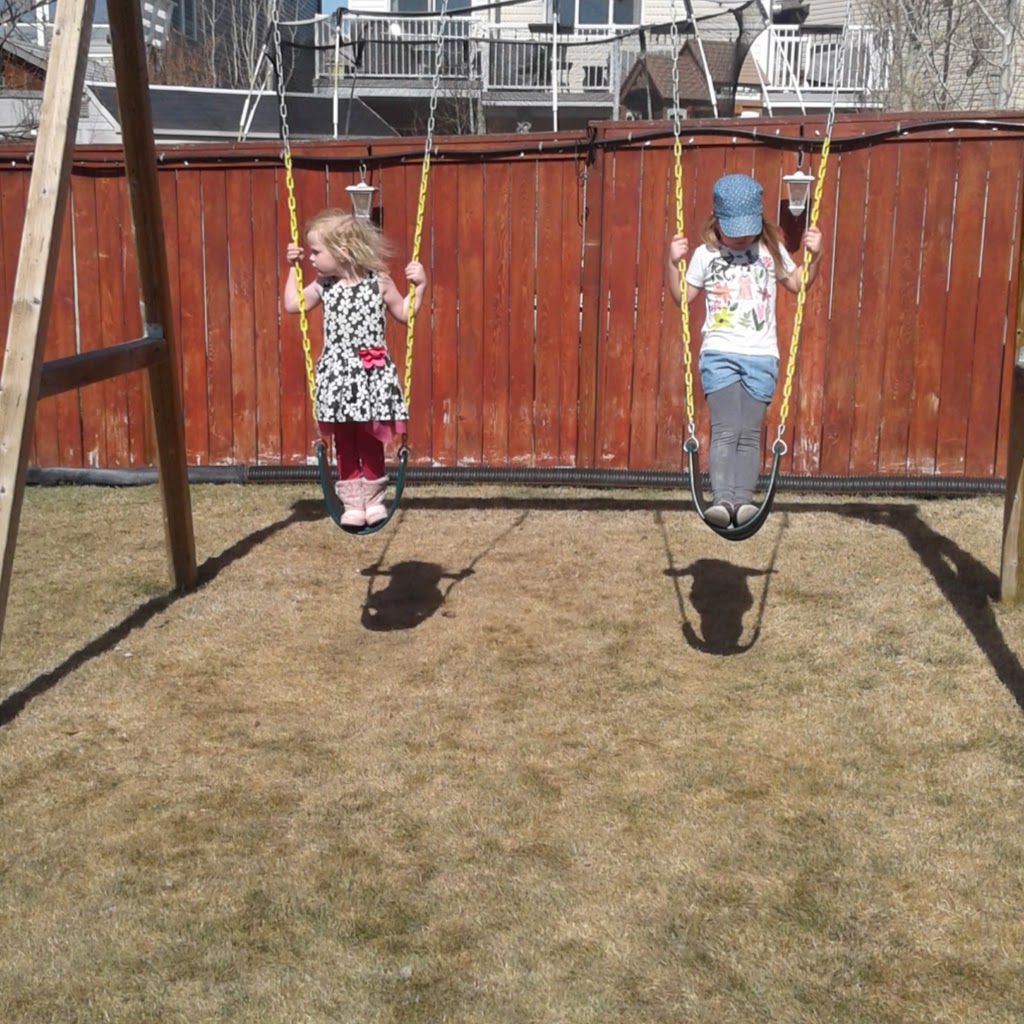 Eko Pley Preschool | 127 Eversyde Mews SW, Calgary, AB T2Y 5A4, Canada | Phone: (403) 804-7497