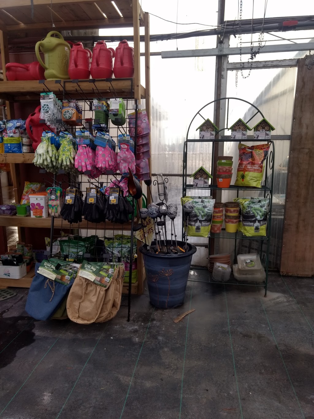 Azilda Greenhouses | 300 Carriere St, Azilda, ON P0M 1B0, Canada | Phone: (705) 983-5252