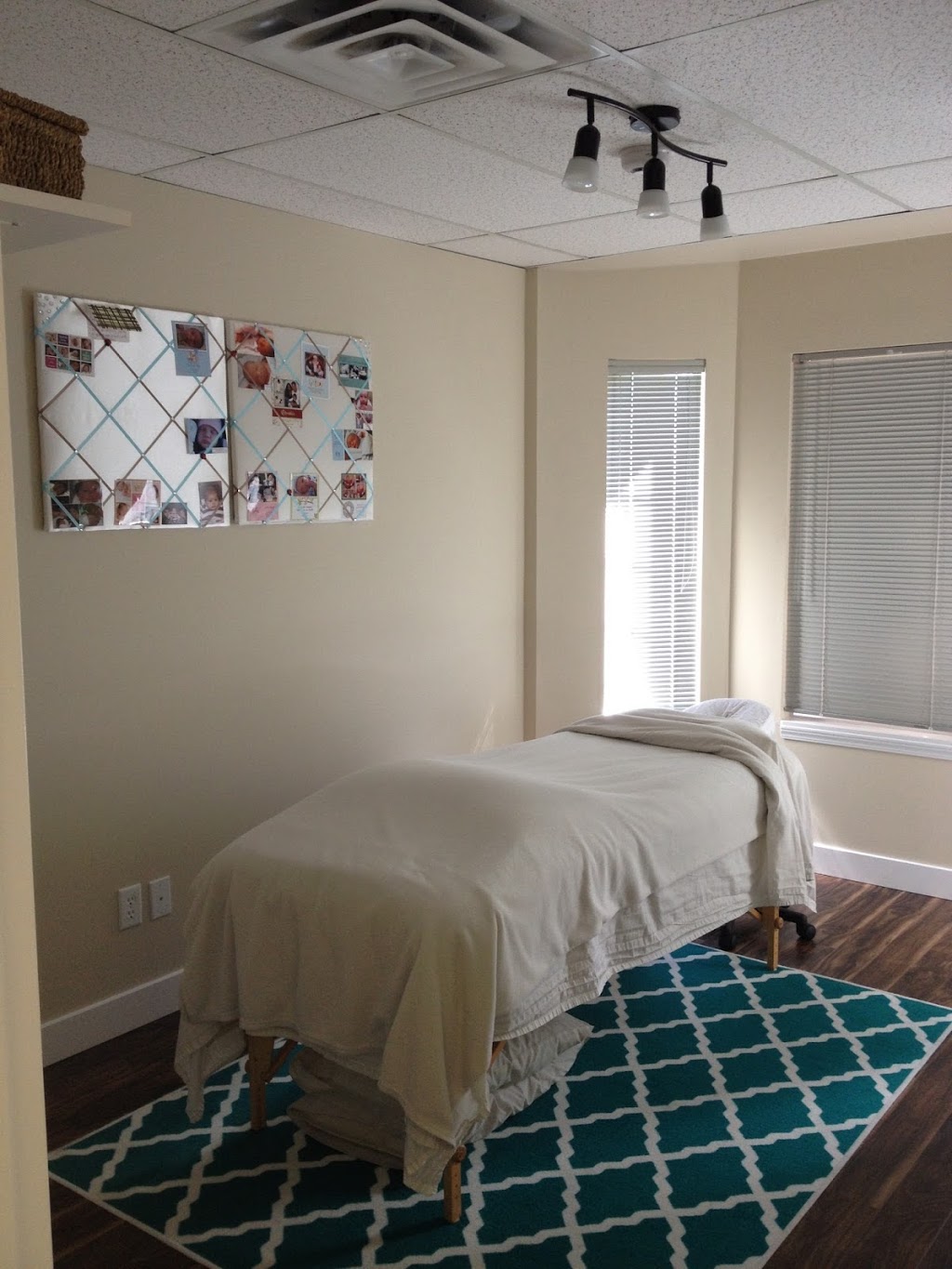 Pure Ellements Wellness | 2820 Jacklin Rd, Victoria, BC V9B 3X9, Canada | Phone: (250) 590-9610