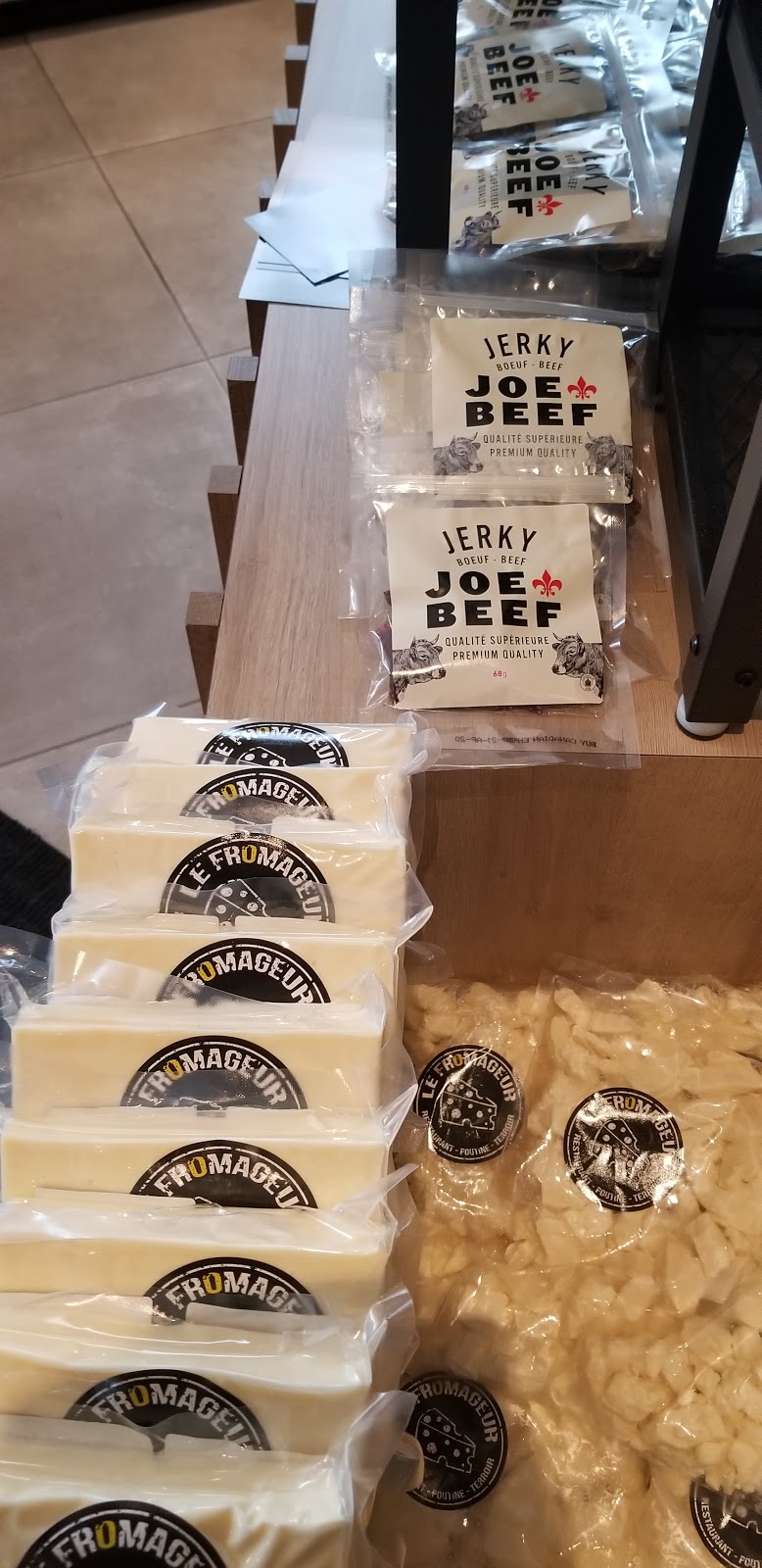 Le Fromageur - Halte de La Seigneurie des Aulnaies | 100-483 Rte de la Seigneurie, Saint-Roch-des-Aulnaies, QC G0R 4E0, Canada | Phone: (418) 354-1394