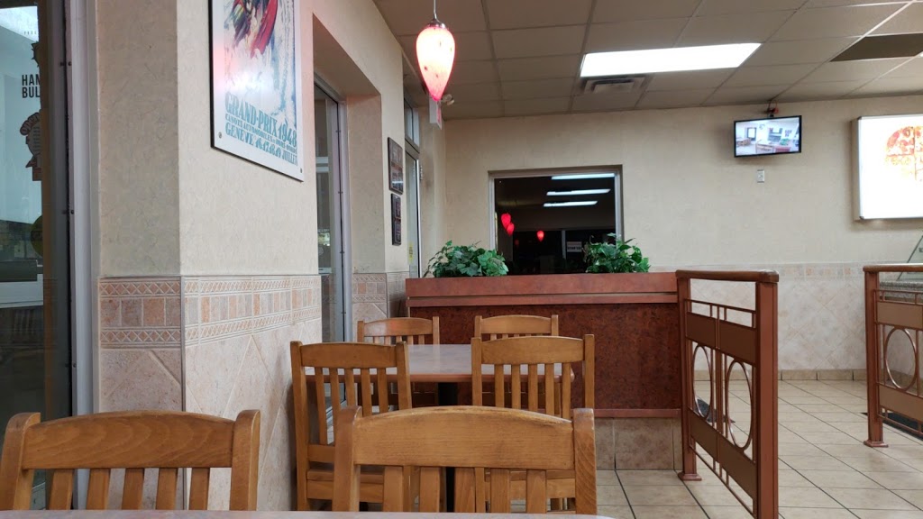 Pizza Pizza | 129 Queenston Rd, Hamilton, ON L8K 1G5, Canada | Phone: (905) 527-1111