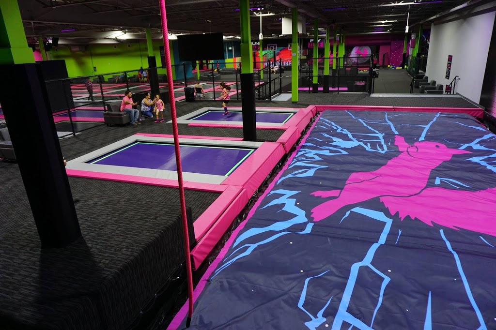 Flying Squirrel London | 4380 Wellington Rd S, London, ON N6E 2Z8, Canada | Phone: (226) 213-7275