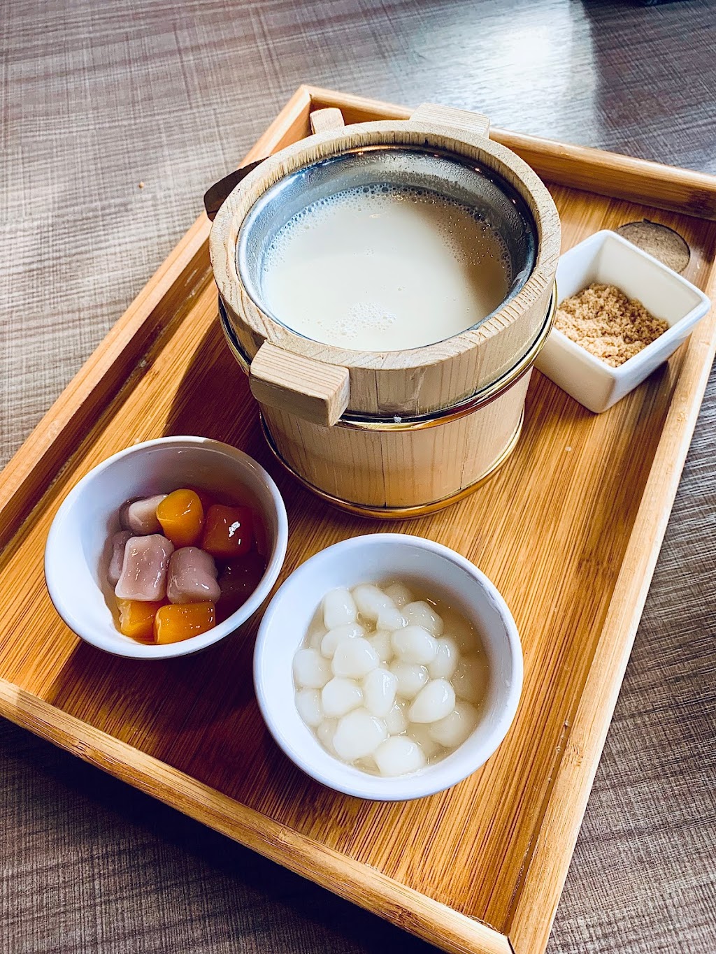Sugar Marmalade Calgary | 1120 Centre a St NE, Calgary, AB T2E 2R2, Canada | Phone: (587) 354-1120