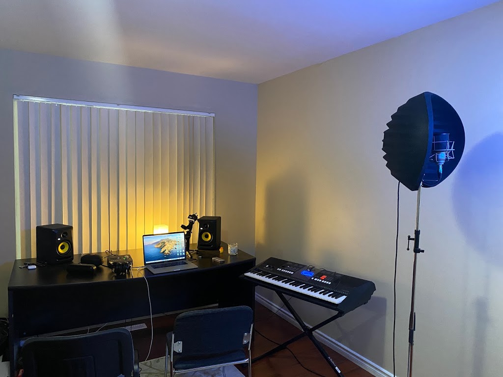 Flash 20 Studio | 10953 64a Ave, Delta, BC V4E 1E4, Canada | Phone: (604) 217-7852