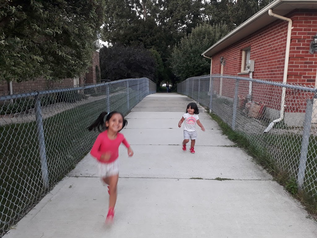 Carriage Hill Park | Carriage Hill Crescent, London, ON N5X 3W8, Canada