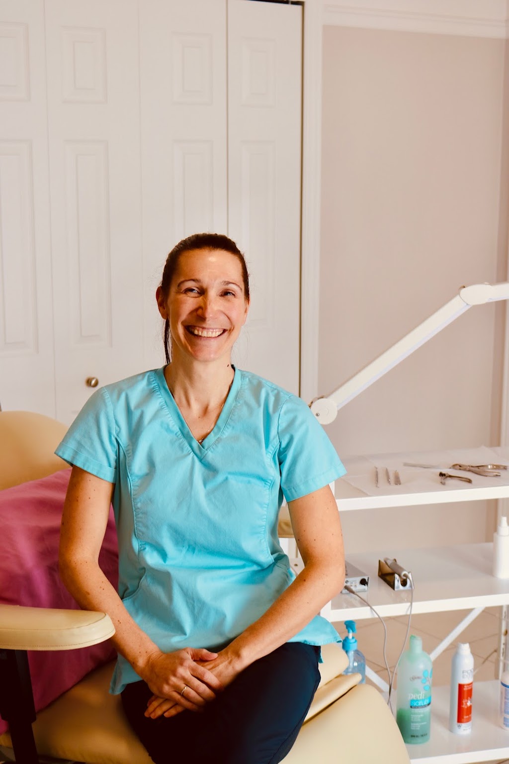 Clinique Au pied carré | 51 Rue Thornton N, Coaticook, QC J1A 1E2, Canada | Phone: (819) 239-8839