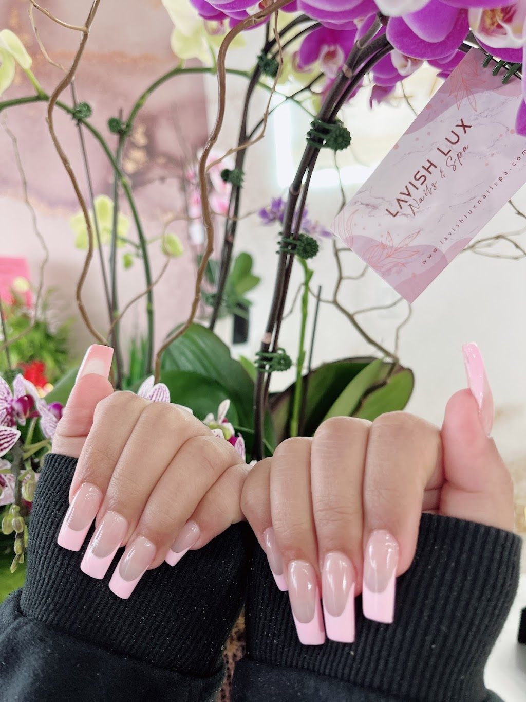 Lavish Lux Nails & Spa | 3150 Hwy 7 Unit 2, Markham, ON L3R 5A1, Canada | Phone: (905) 475-8519