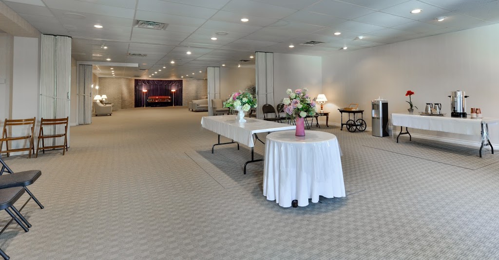 Thomas Funeral Home | 244 Victoria St E, Alliston, ON L9R 1K4, Canada | Phone: (705) 435-5101