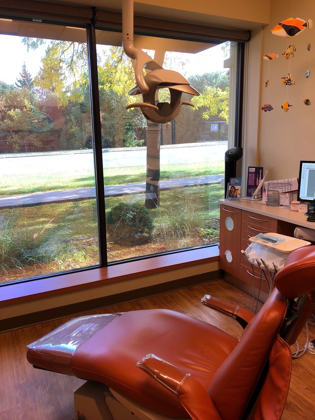 Convent Glen Dental Center | 6384 Fortune Dr, Orléans, ON K1C 1Y9, Canada | Phone: (613) 830-2222