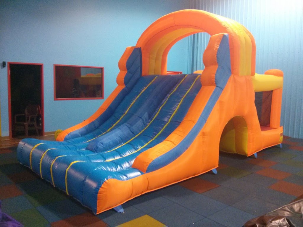 Mille Pattes Amusements | 40 Rue Jacques-Nau, Lévis, QC G6V 9J4, Canada | Phone: (418) 835-6555