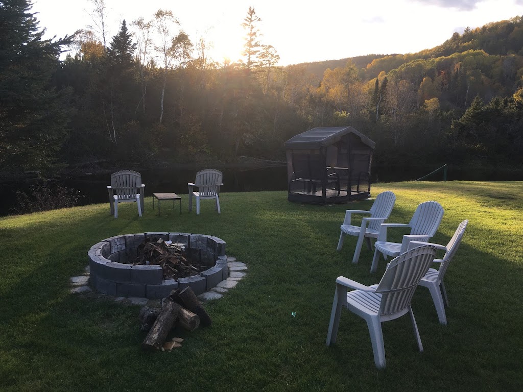 Chalet le Draveur | 175 Chem. Saint-Joseph, Mékinac, QC G0X 2C0, Canada | Phone: (819) 212-5818