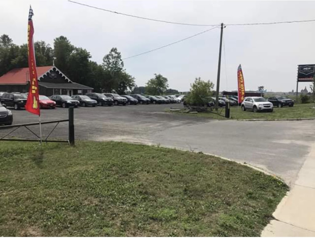 Platinum Auto Sales | 556 Bath Rd, Kingston, ON K7M 2Y3, Canada | Phone: (613) 561-4857