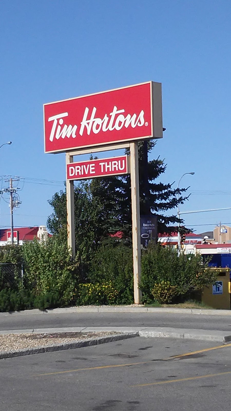 Tim Hortons | 800 Pine Rd Unit 118, Strathmore, AB T1P 0A2, Canada | Phone: (403) 934-3141