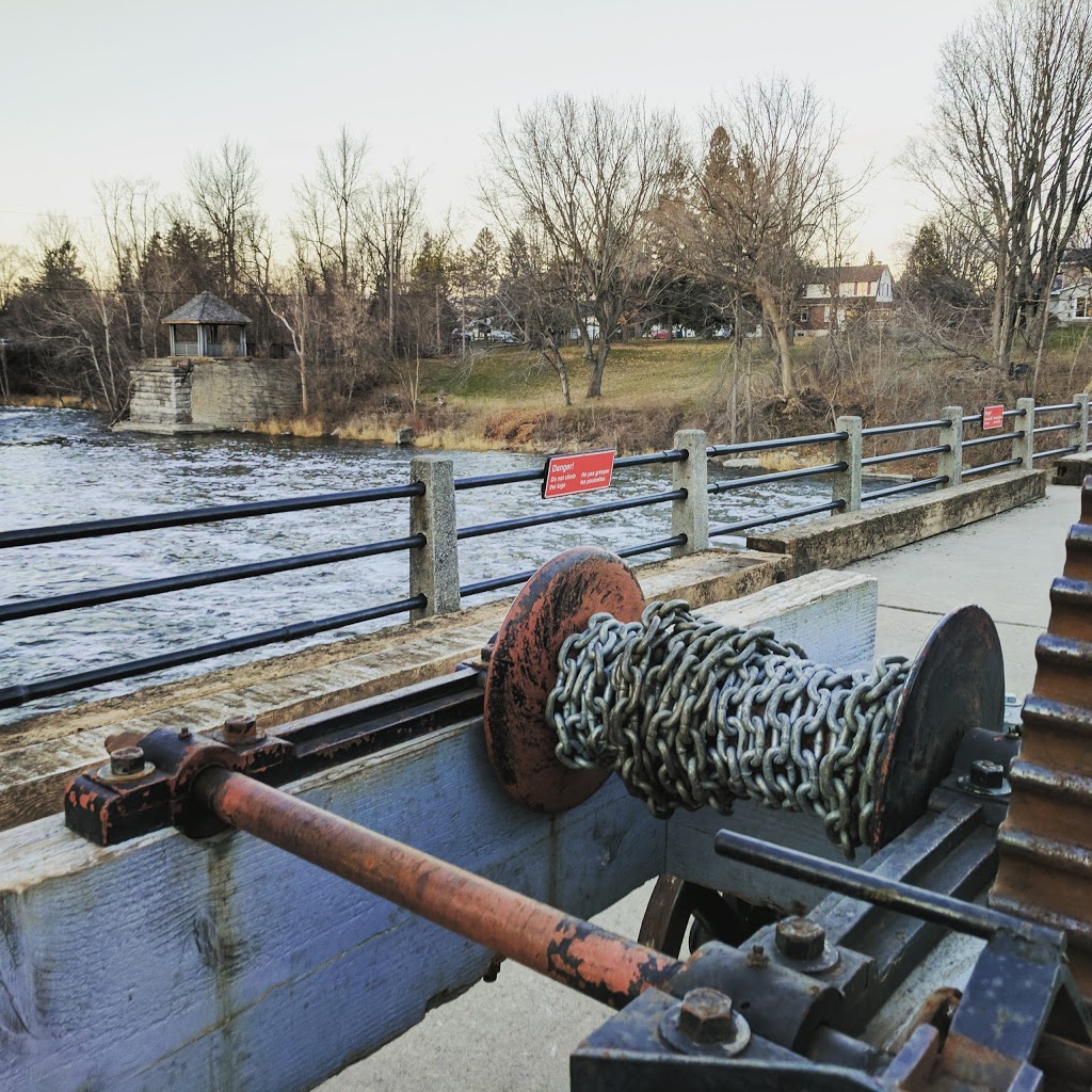 Watsons Mill | 5525 Dickinson St, Manotick, ON K4M, Canada | Phone: (613) 692-6455