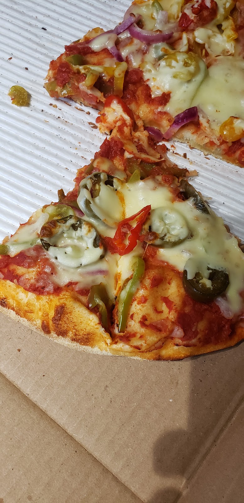 Pizza Pizza | 820 Red River Rd, Thunder Bay, ON P7B 1K2, Canada | Phone: (807) 767-1111