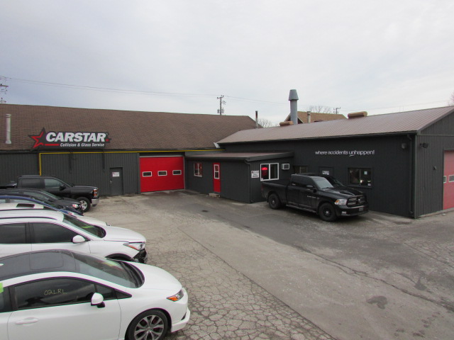 CARSTAR St. Thomas | 15 Queen St, St Thomas, ON N5R 3H9, Canada | Phone: (519) 631-6769