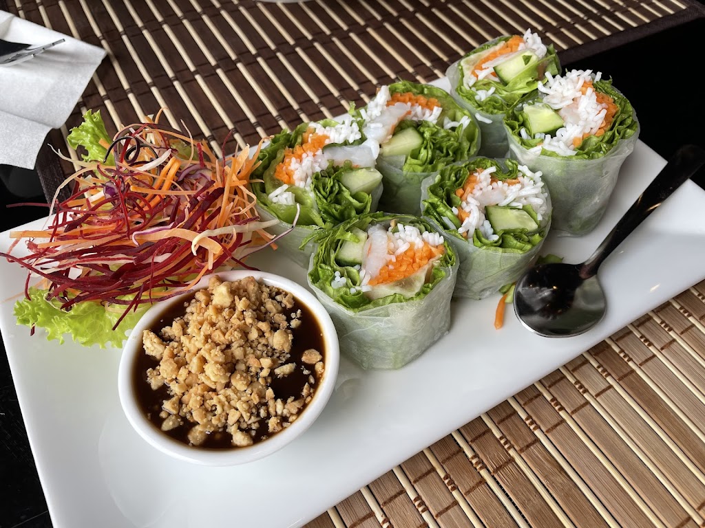 Tuk Tuk Thai Cuisine | 5031 Bank St, Ottawa, ON K1X 1G8, Canada | Phone: (613) 425-5600