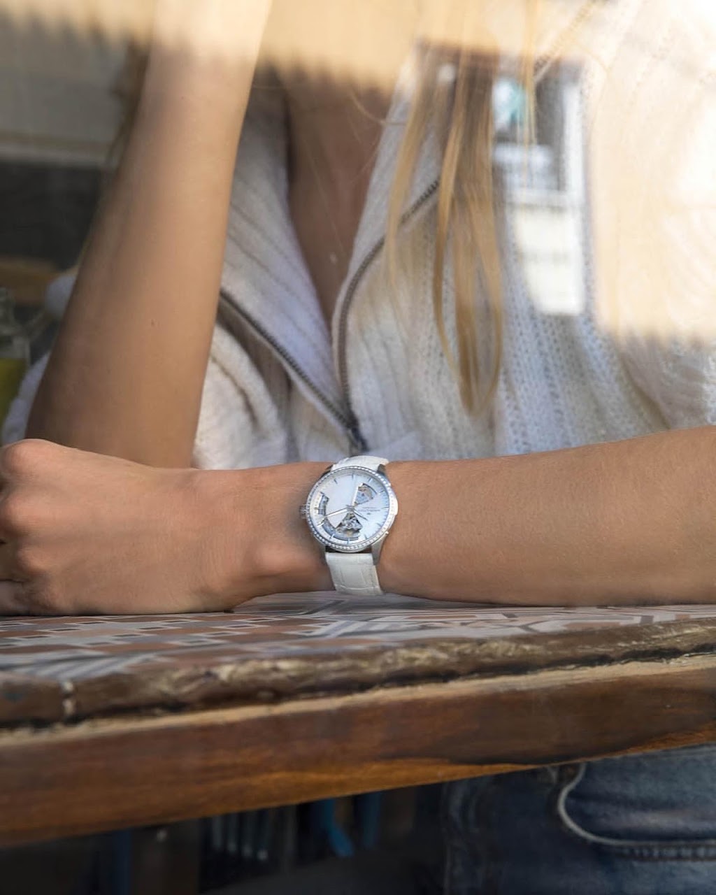 Moments Watches & Jewelry | 13850 Steeles Ave Unit 307, Halton Hills, ON L7G 0J1, Canada | Phone: (289) 851-0184