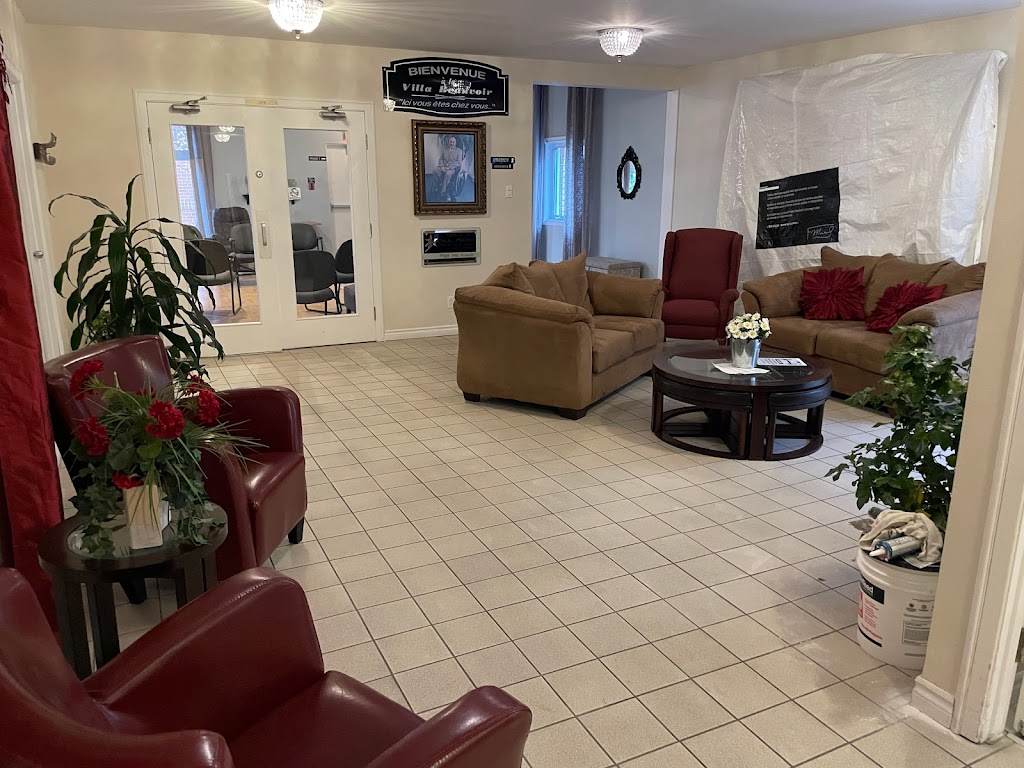 Villa Beauvoir | 1045 Av. du Pont S, Alma, QC G8B 7X1, Canada | Phone: (418) 668-6852