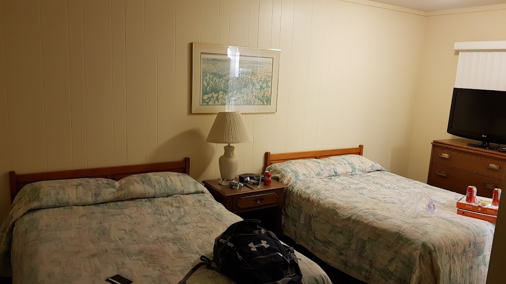 Wasaga Beach Inn And Cottages | 159 Main St, Wasaga Beach, ON L9Z 2L3, Canada | Phone: (705) 429-2535