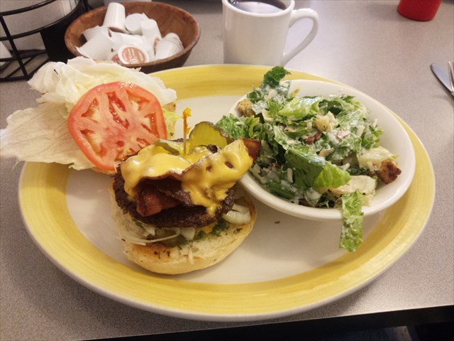 Lagimodière Restaurant | 1 MB-302, Richer, MB R0E 1S0, Canada | Phone: (204) 422-5482