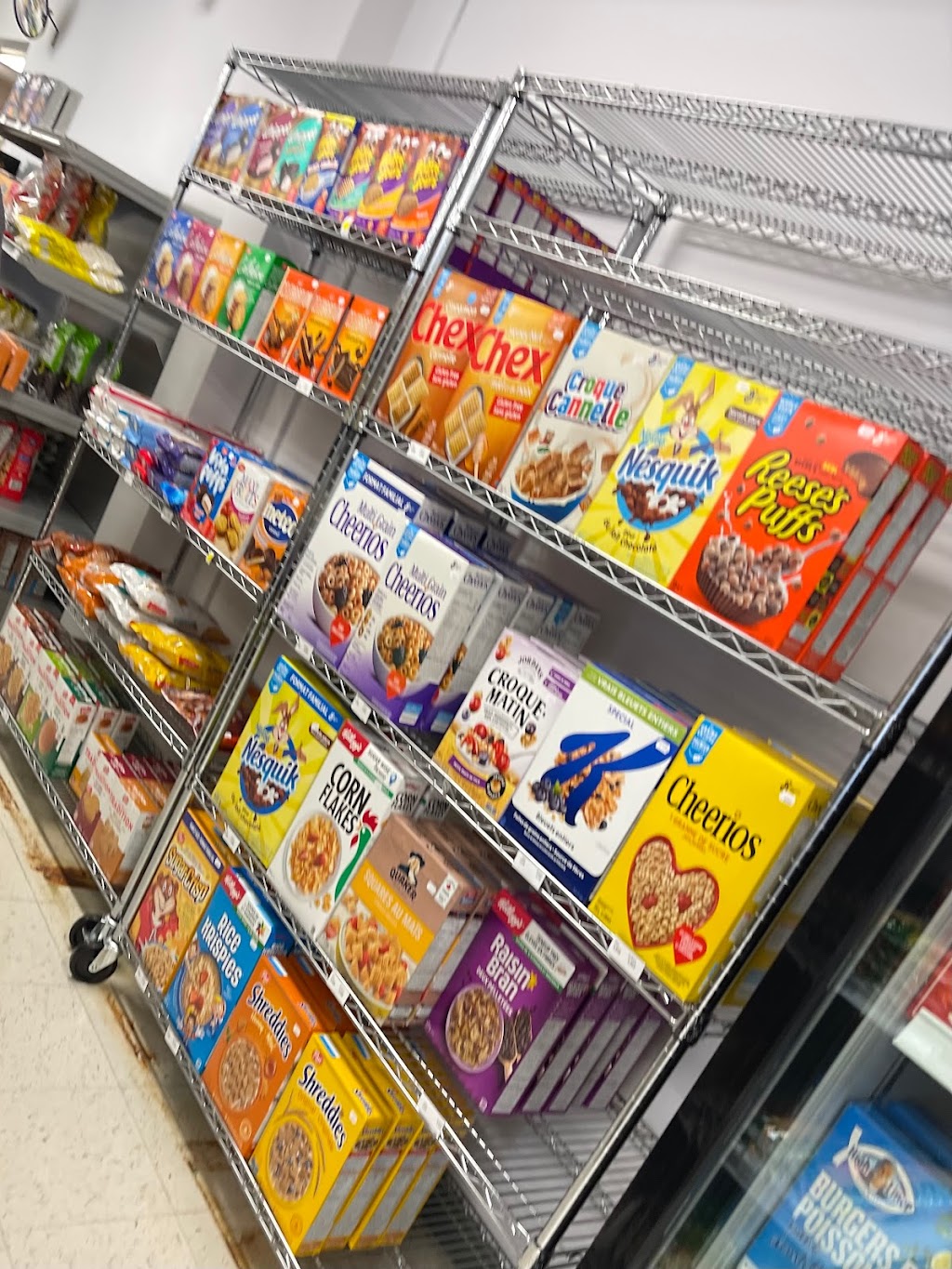 Carrefour Alimentaire des Appalaches | 31 Rue Dumais N, Thetford Mines, QC G6G 3R2, Canada | Phone: (418) 332-4743
