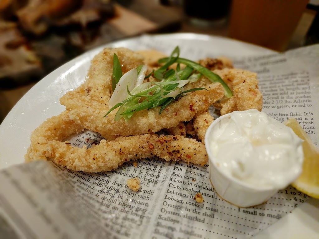 Life Bar Grill View | 3380 Grant McConachie Way, Richmond, BC V7B 0A5, Canada