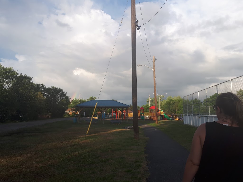 Ridge Crest Water Park | 1437 Roy Ave, Sudbury, ON P3A 2N9, Canada | Phone: (705) 674-4455