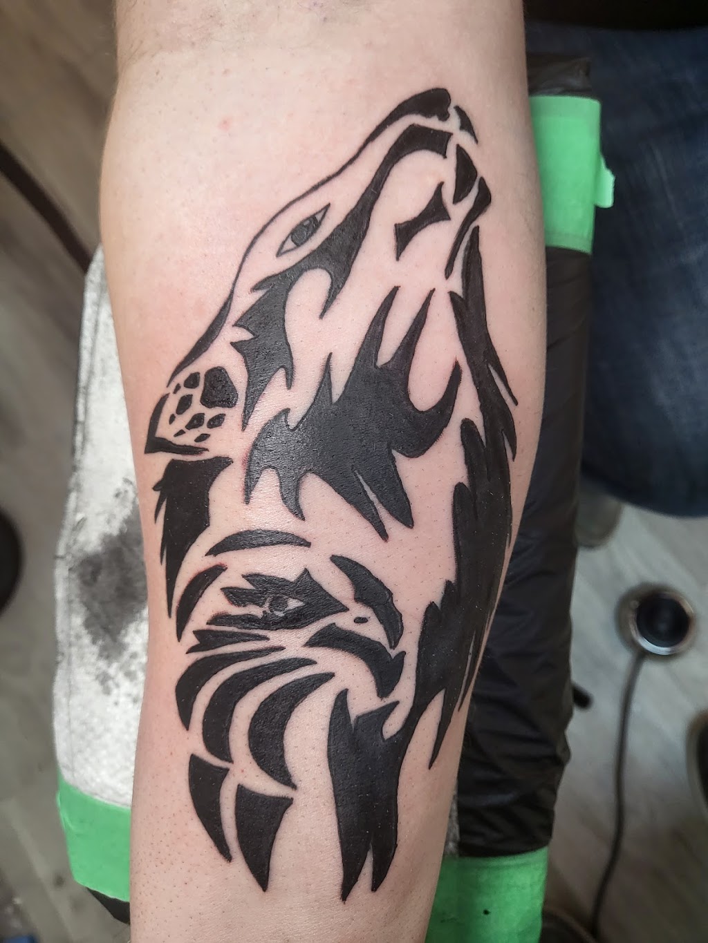 Redline tattoo | 5009d 51 St, Barrhead, AB T7N 1B8, Canada | Phone: (780) 674-0585