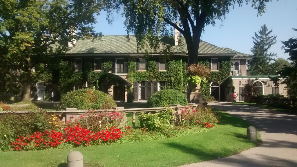 Glendon Gallery | 2275 Bayview Ave, North York, ON M4N 3M6, Canada | Phone: (647) 785-1012