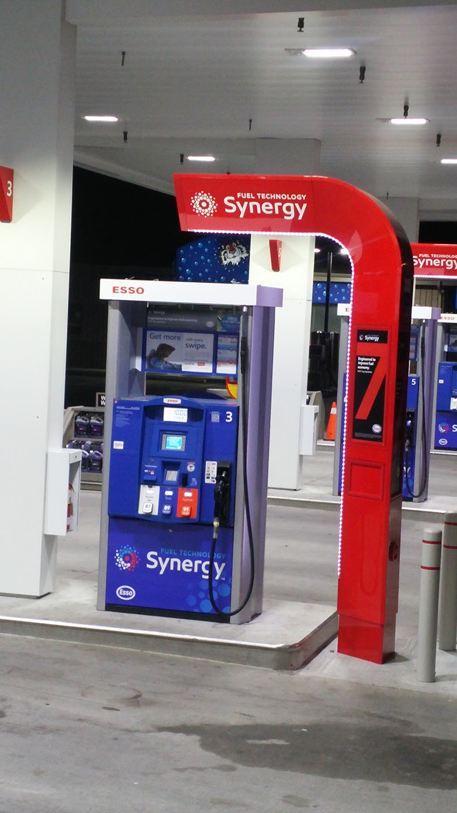 ESSO 7-Eleven 37879 | 6036 Glover Rd, Langley City, BC V3A 0H3, Canada | Phone: (604) 534-0538