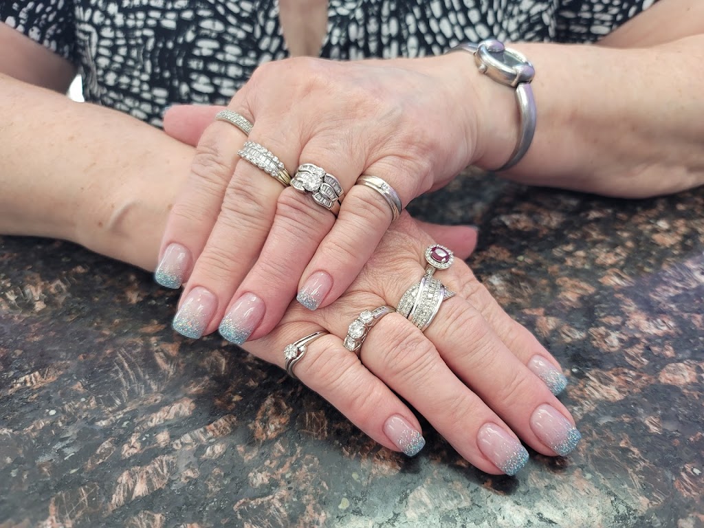 Pretty Looks Nails And Spa | 710 Centre St SE #7a, High River, AB T1V, Canada | Phone: (403) 649-6829