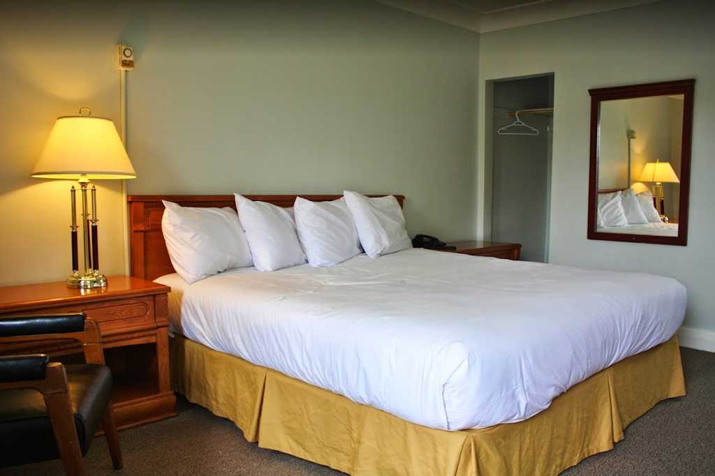 Tulip Motel | 1275 Dundas St, Woodstock, ON N4S 7V9, Canada | Phone: (519) 537-3446