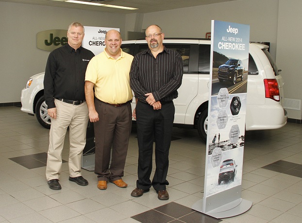 Arnprior Chrysler Ltd. | 205 Madawaska Blvd, Arnprior, ON K7S 1S6, Canada | Phone: (613) 623-4256