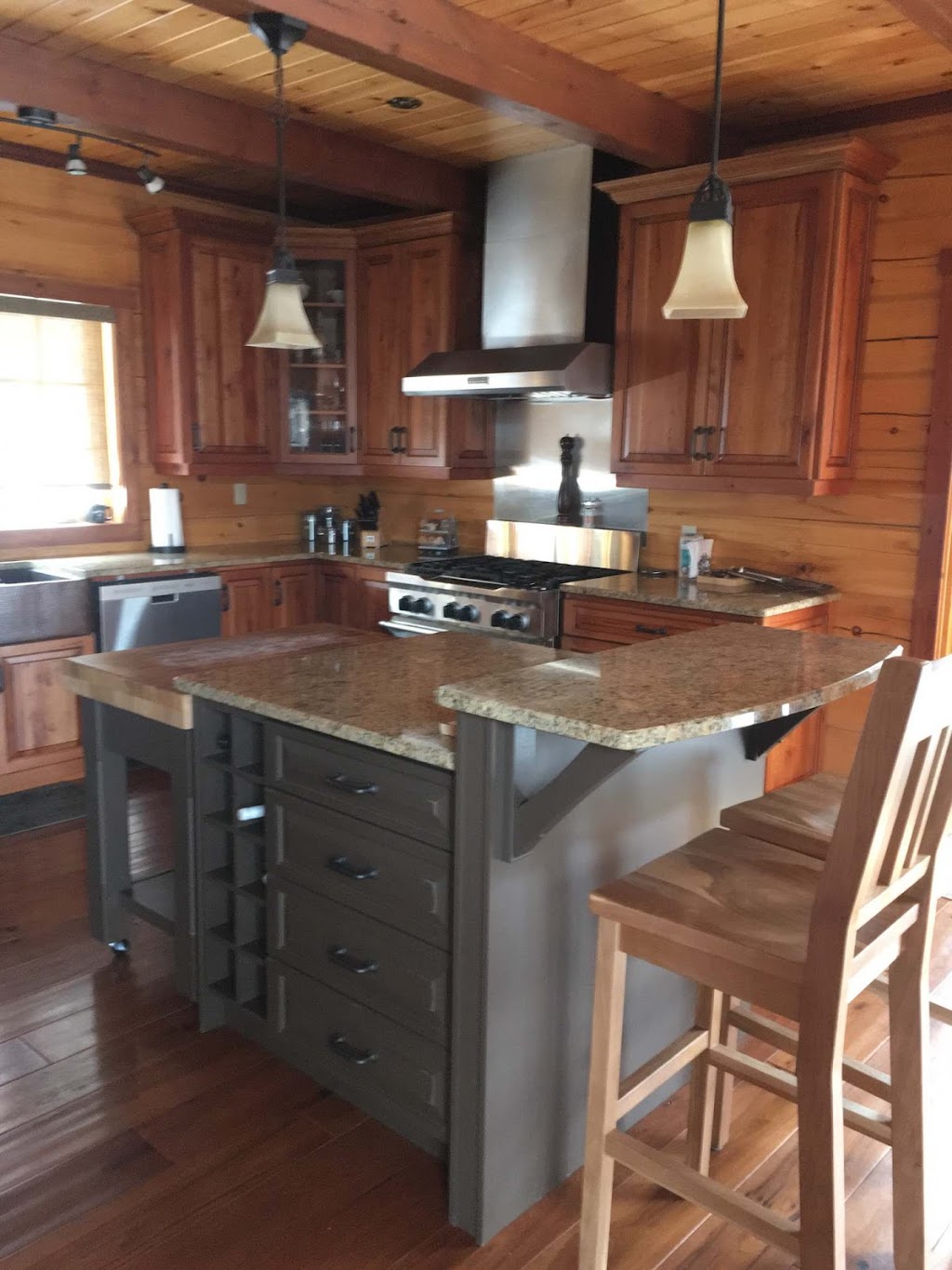Mikes Custom Kitchens & Baths | 3260 Old Barrys Bay Rd, Barrys Bay, ON K0J 1B0, Canada | Phone: (613) 756-1840