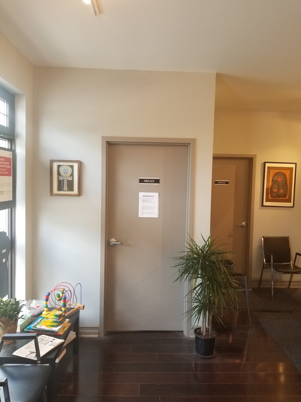 Smithville Pharmacy | 128 St Catharines St Unit 102, Smithville, ON L0R 2A0, Canada | Phone: (905) 957-9000
