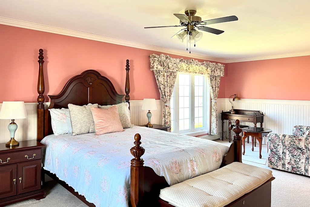 Cois Farraige | 6656 Rustico Rd, North Rustico, PE C0A 1X0, Canada | Phone: (902) 218-9662