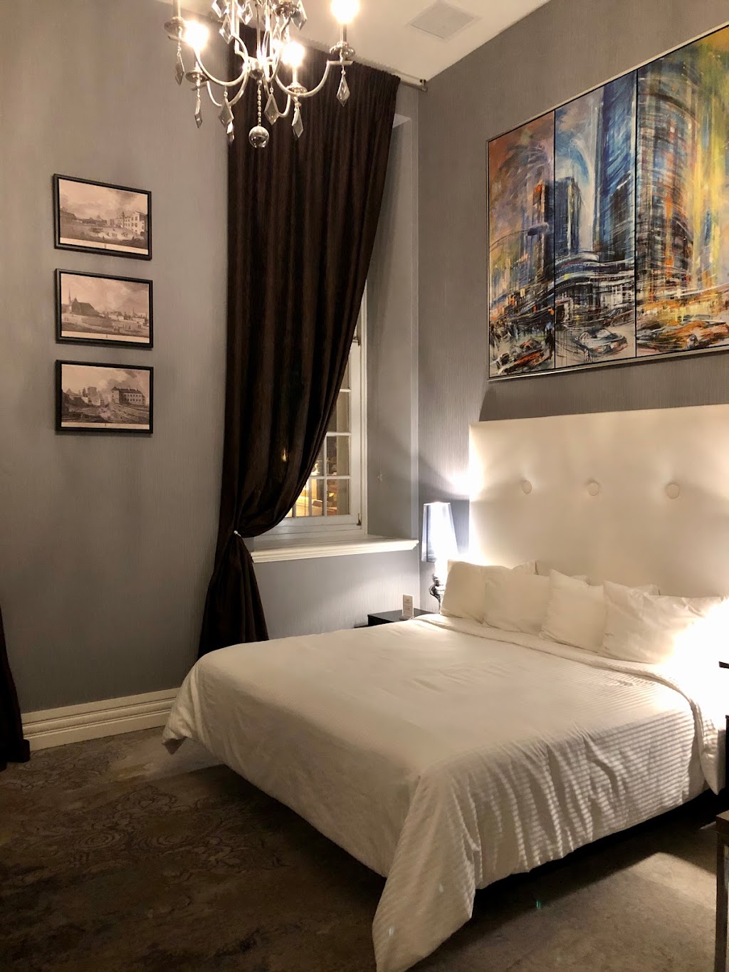Hotel Manoir Morgan | 12 Rue Sainte-Anne, Québec, QC G1R 3X2, Canada | Phone: (418) 694-1877