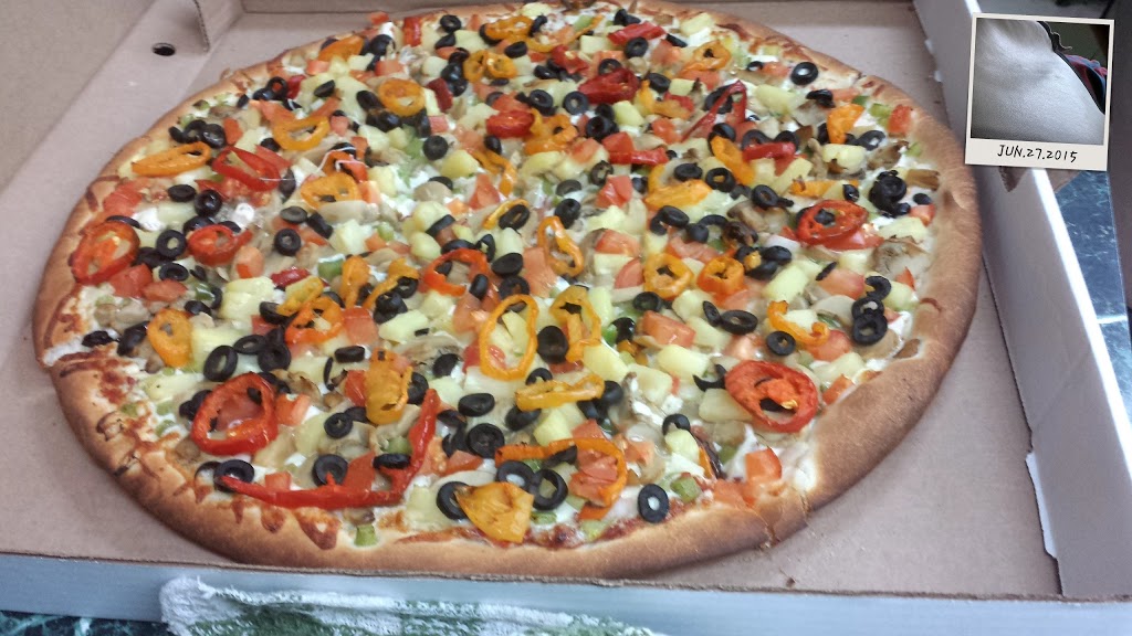 Mamas Lunch Pizzeria | 419 Route 60, Holyrood, NL A0A 2R0, Canada | Phone: (709) 229-5504