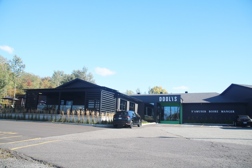 Doolys Bromont | 1381 Rue Shefford, Bromont, QC J2L 3J4, Canada | Phone: (450) 534-4438