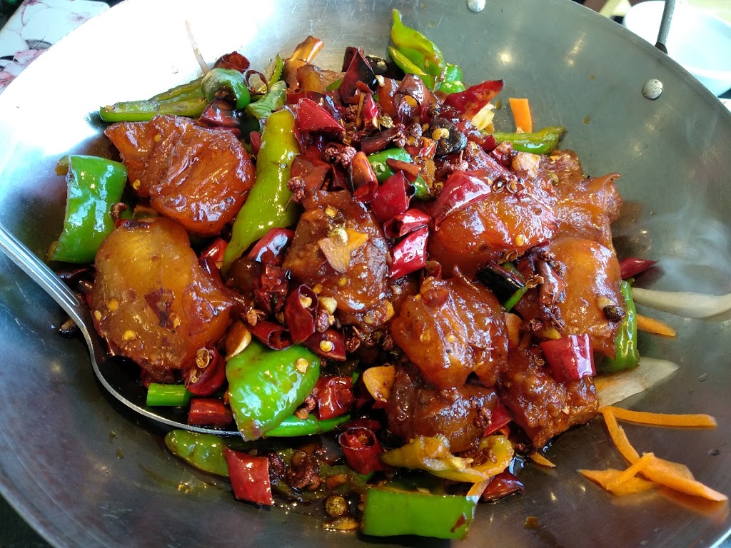 Beijing Legend | 1800 Bank St, Ottawa, ON K1V 0W3, Canada | Phone: (613) 737-5588