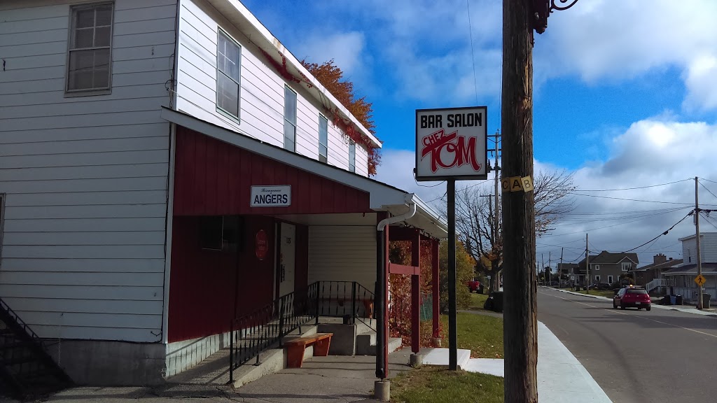 Bar Salon Chez Tom | 175 Rue du Progrès, Gatineau, QC J8M 1T2, Canada | Phone: (819) 986-2010